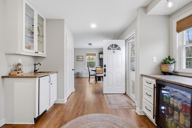 8314 Regent ROAD, Fox Point, WI 53217