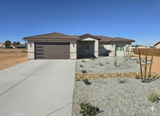 12358 Sioux Court, Apple Valley, CA 92308