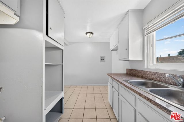 3220 Carlin Avenue G, Lynwood, CA 90262