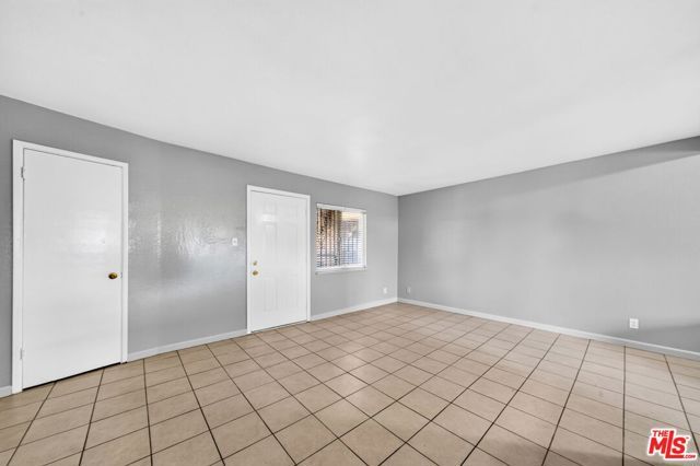 3220 Carlin Avenue G, Lynwood, CA 90262