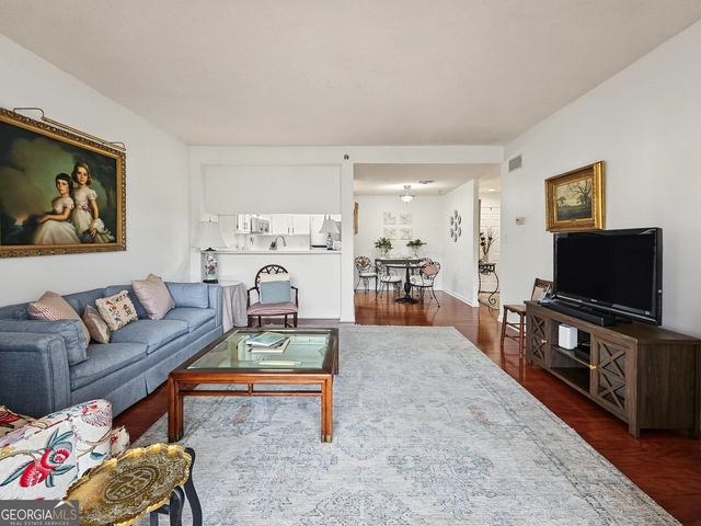 1800 Clairmont Lk A703, Decatur, GA 30033