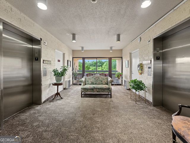 1800 Clairmont Lk A703, Decatur, GA 30033