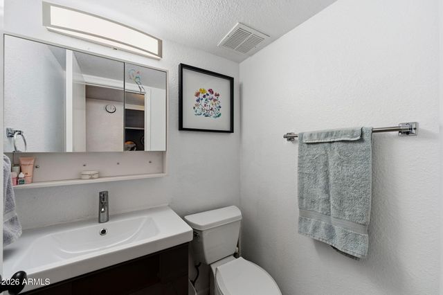 1013 LEISURE WORLD --, Mesa, AZ 85206