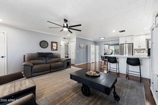 1013 LEISURE WORLD --, Mesa, AZ 85206