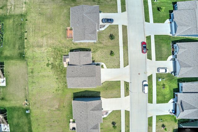 7720 N 108 Street, Omaha, NE 68142