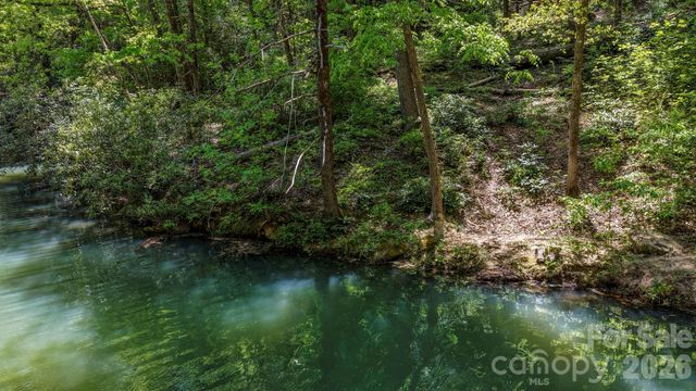 595 Quail Ridge Boulevard, Lake Lure, NC 28746