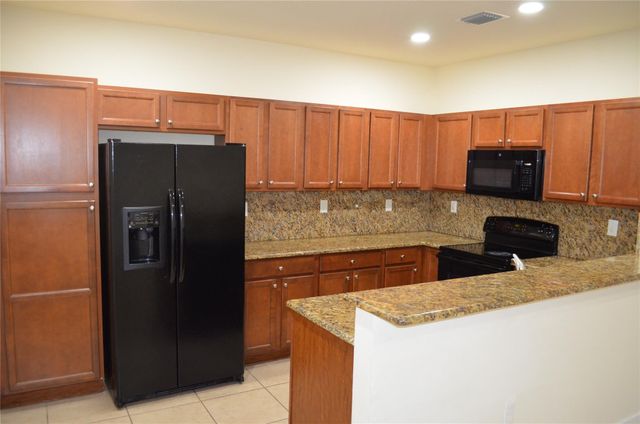17093 SW 93rd Street, Miami, FL 33196