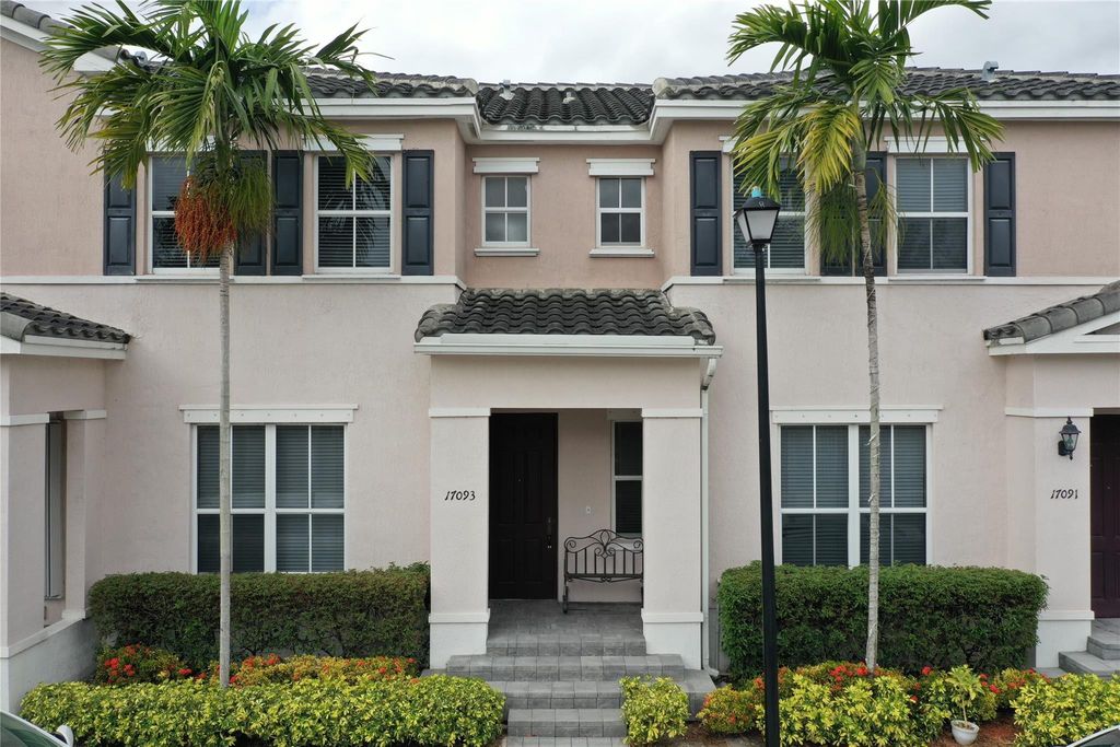 17093 SW 93rd Street, Miami, FL 33196