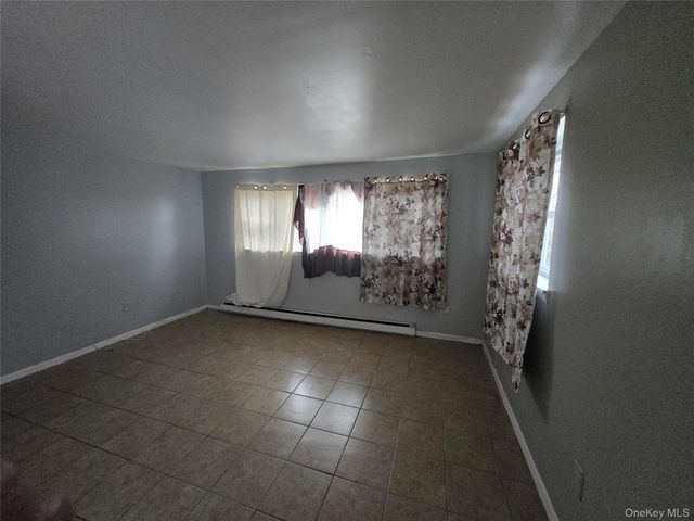 43 Glenmere Homesites Road, Florida, NY 10921