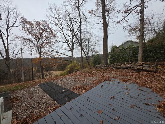 43 Glenmere Homesites Road, Florida, NY 10921