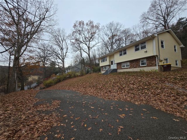 43 Glenmere Homesites Road, Florida, NY 10921
