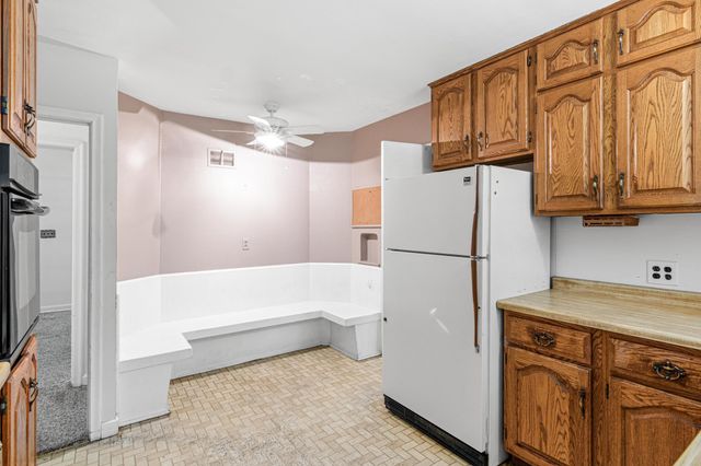 1531 Idaho Avenue W, Falcon Heights, MN 55108