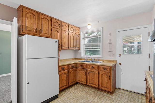 1531 Idaho Avenue W, Falcon Heights, MN 55108