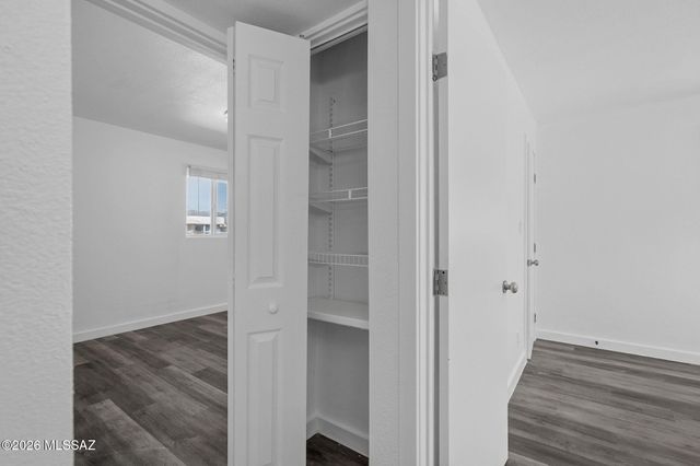 425 W Missouri Street, Tucson, AZ 85714