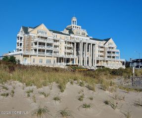 700 Ocean Avenue N G27, Spring Lake, NJ 07762