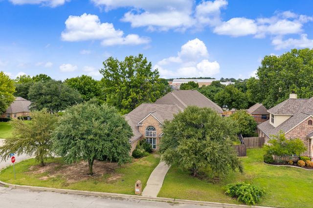 1106 Owl Drive, Decatur, TX 76234