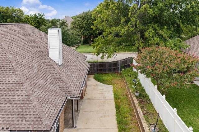 1106 Owl Drive, Decatur, TX 76234