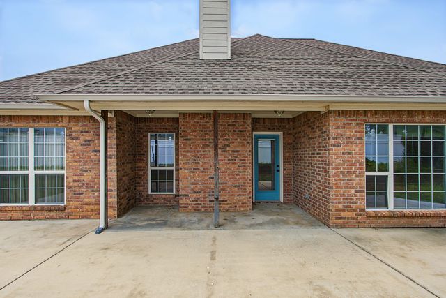 1106 Owl Drive, Decatur, TX 76234