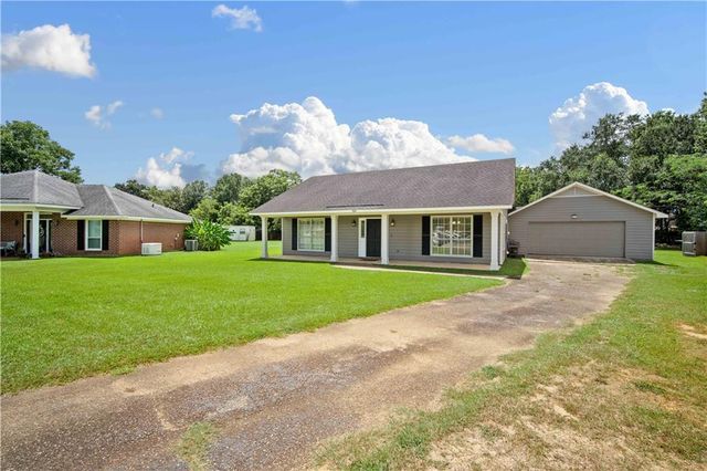 3014 Olde Gate Road, Mobile, AL 36695
