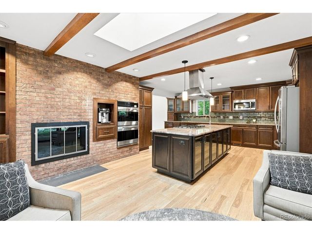 4961 W Quarles Dr, Littleton, CO 80128