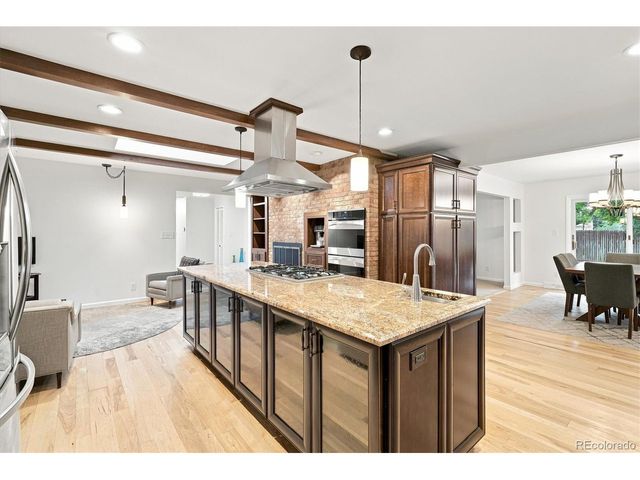 4961 W Quarles Dr, Littleton, CO 80128