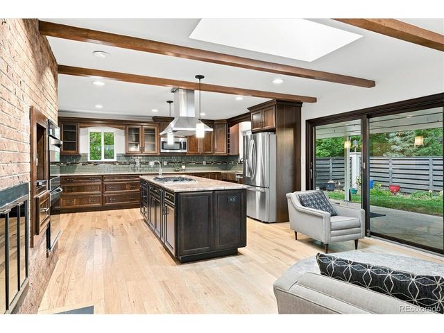 4961 W Quarles Dr, Littleton, CO 80128