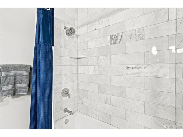 4961 W Quarles Dr, Littleton, CO 80128