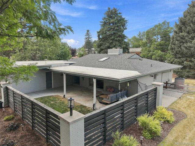 4961 W Quarles Dr, Littleton, CO 80128