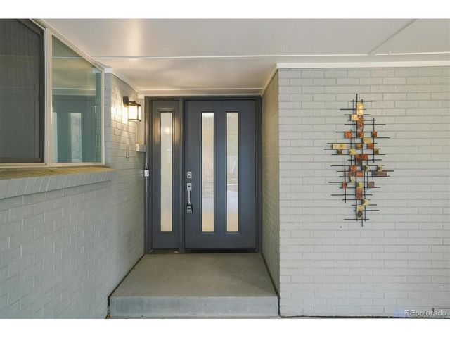4961 W Quarles Dr, Littleton, CO 80128