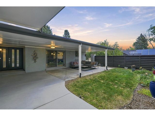 4961 W Quarles Dr, Littleton, CO 80128