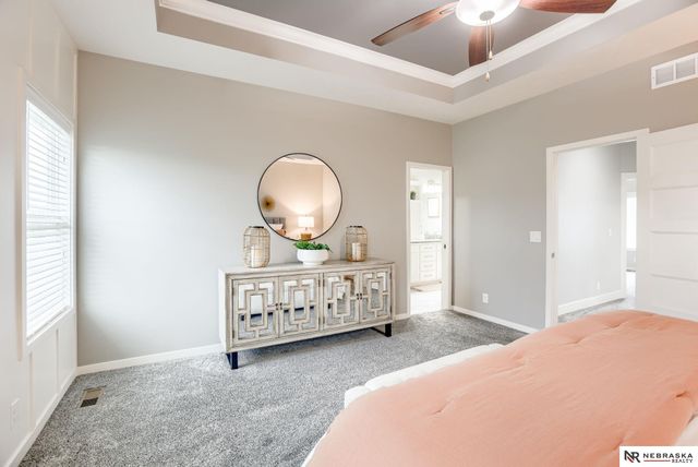 13812 S 49th Street, Papillion, NE 68133