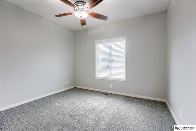 13812 S 49th Street, Papillion, NE 68133