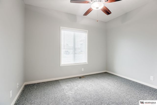 13812 S 49th Street, Papillion, NE 68133