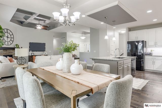 13812 S 49th Street, Papillion, NE 68133