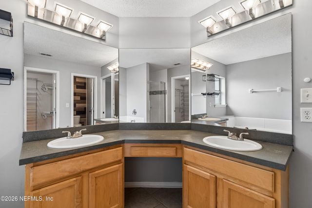 14023 RIDGEWICK Drive, Jacksonville, FL 32218