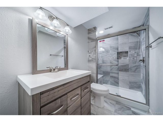 8245 Sun Country Dr, Elizabeth, CO 80107