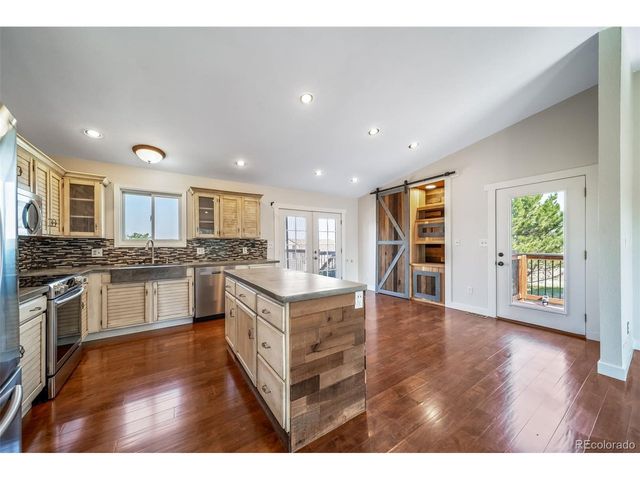 8245 Sun Country Dr, Elizabeth, CO 80107