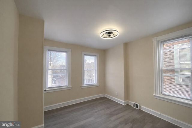 4517 N 8TH ST, Philadelphia, PA 19140