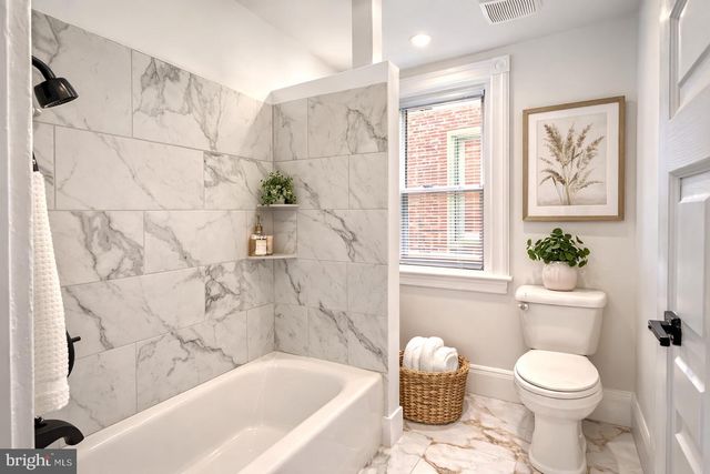 4517 N 8TH ST, Philadelphia, PA 19140