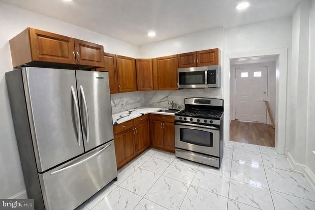 4517 N 8TH ST, Philadelphia, PA 19140