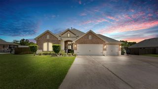 15314 Icet Creek Ave, Mont Belvieu, TX 77523