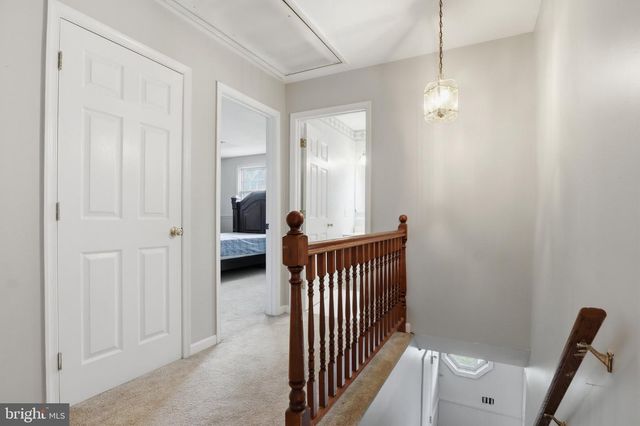 6230 HOCKER DR, Harrisburg, PA 17111