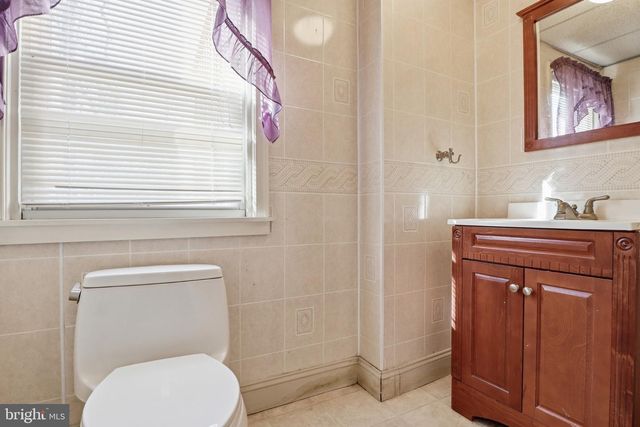 6230 HOCKER DR, Harrisburg, PA 17111