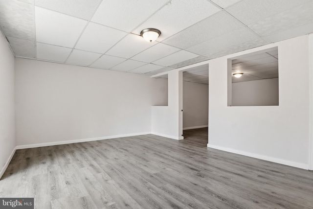 6230 HOCKER DR, Harrisburg, PA 17111