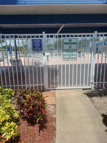 2590 Barkley Drive E C, West Palm Beach, FL 33415
