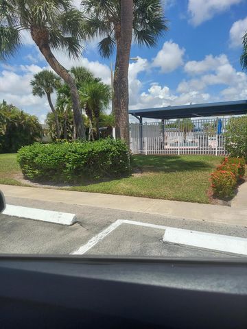 2590 Barkley Drive E C, West Palm Beach, FL 33415