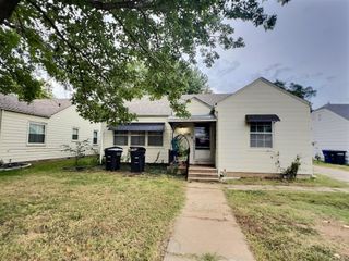 1238 Dearborn St, Augusta, KS 67010