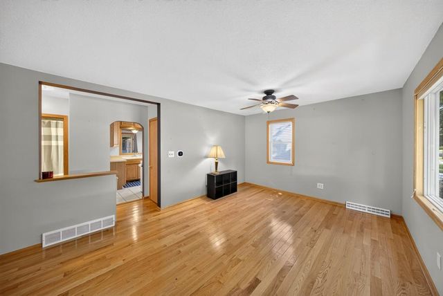 837 11th Avenue SE, Rochester, MN 55904