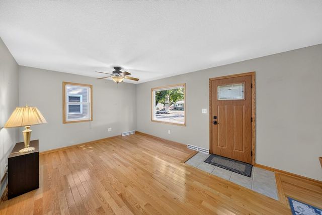 837 11th Avenue SE, Rochester, MN 55904
