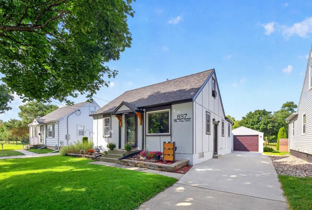 837 11th Avenue SE, Rochester, MN 55904